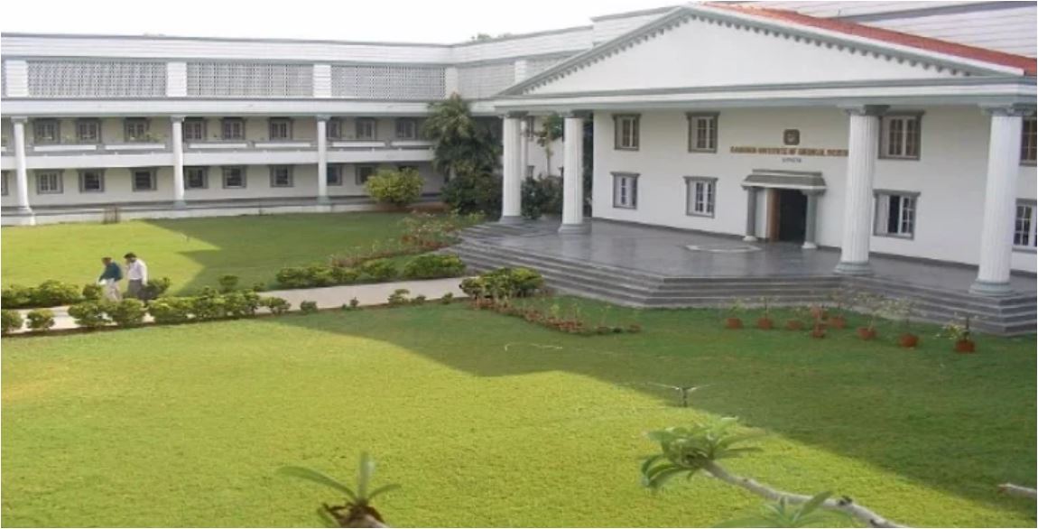 Kamineni Institute of Dental Sciences Nalgonda BDS admission 2026 fees and NEET cutoff
