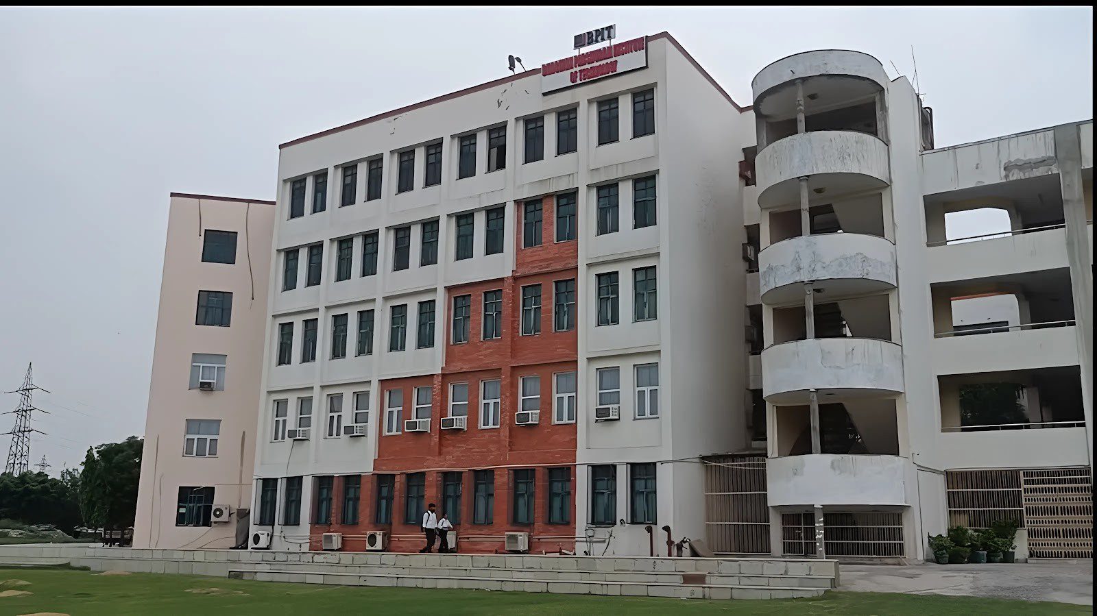 Bharati Vidyapeeth College of Engineering, Lavale campus in Pune Maharashtra