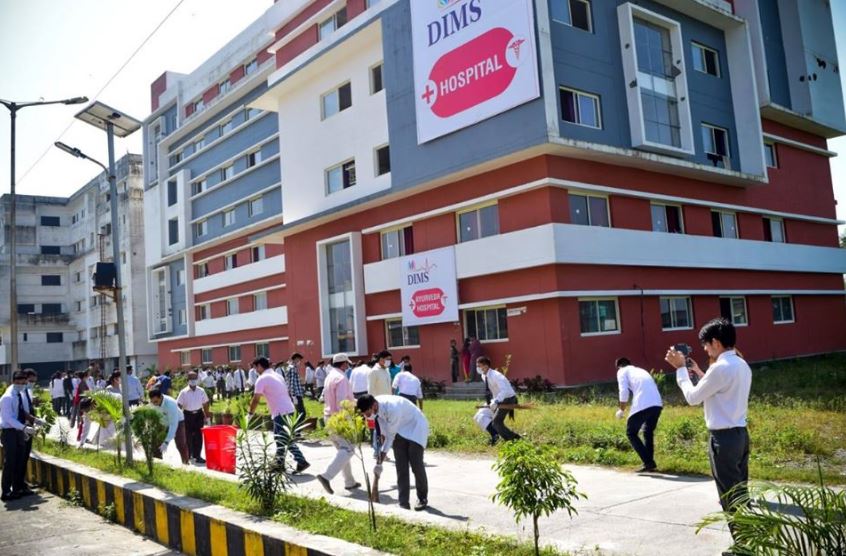 DIMS campus in Dehradun Uttarakhand Doon Institute of Medical Sciences Dehradun Doon Institute of Medical Sciences (DIMS)