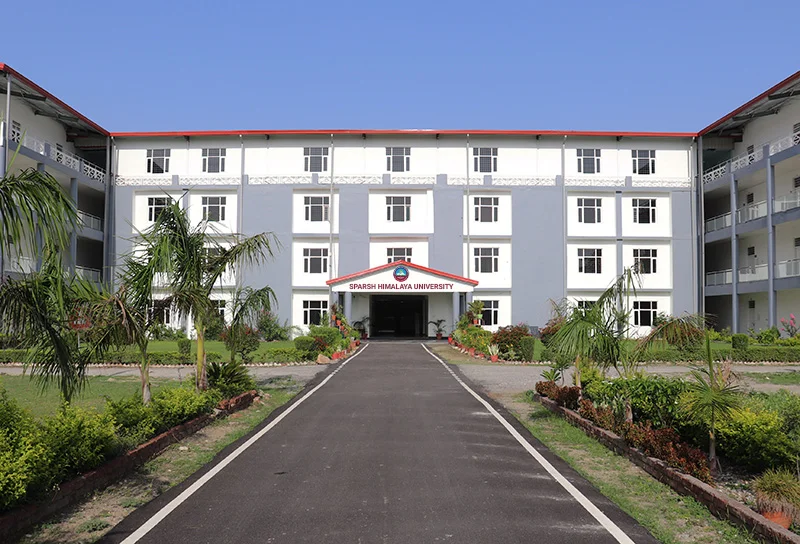 Himalayiya University campus in Dehradun Uttarakhand