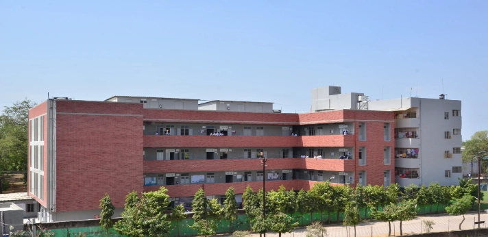 Shri Mahalaxmi Mahila Homoeopathic Medical College, Vadodara campus in Vadodara Gujarat