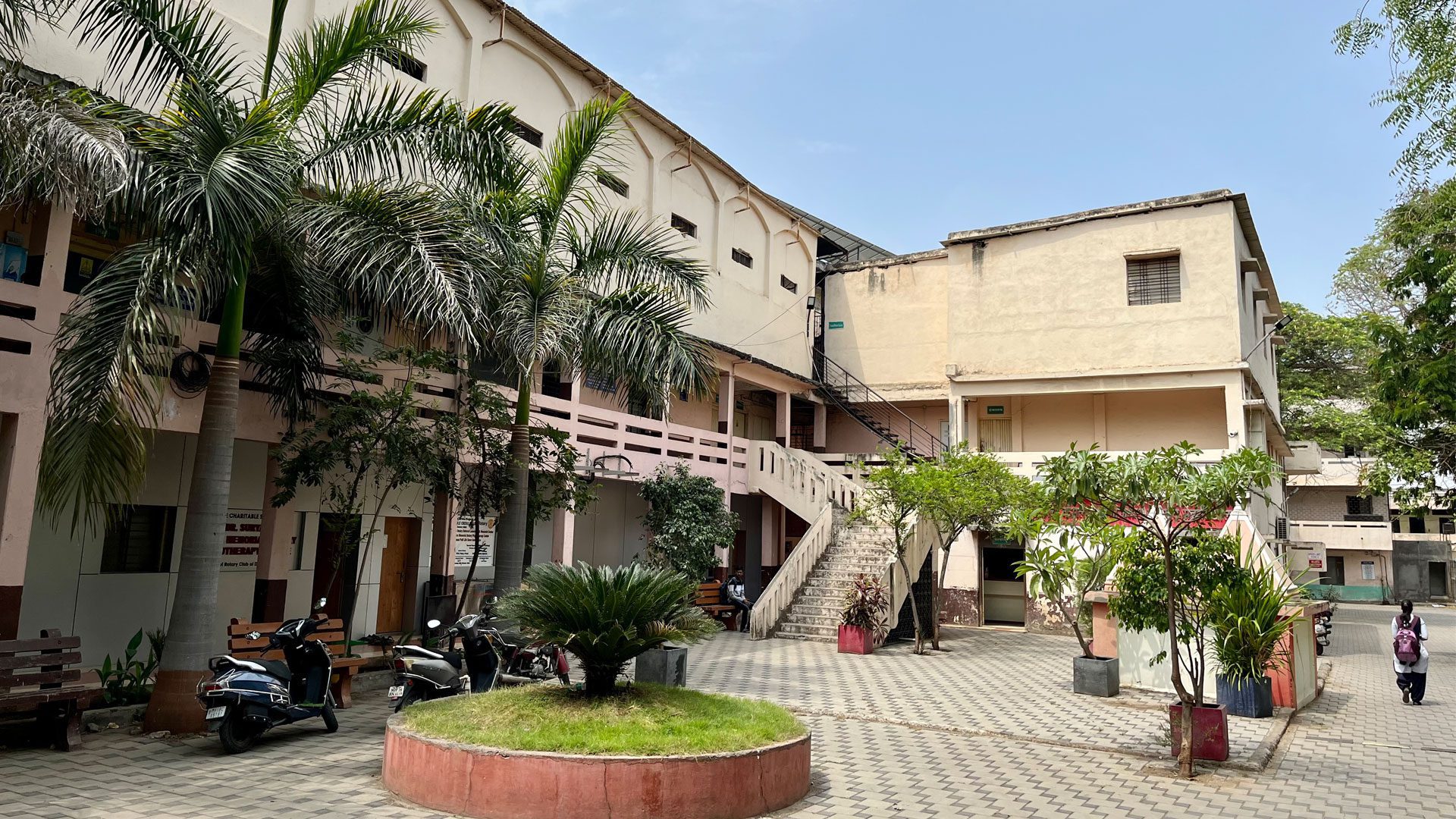 Smt KC Ajmera Ayurved College campus in Dhule Maharashtra